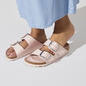 New in box Patent leather Light Rose Arizona Big buckle sandals. Never worn.